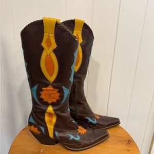 BCBG Women’s Western Boots